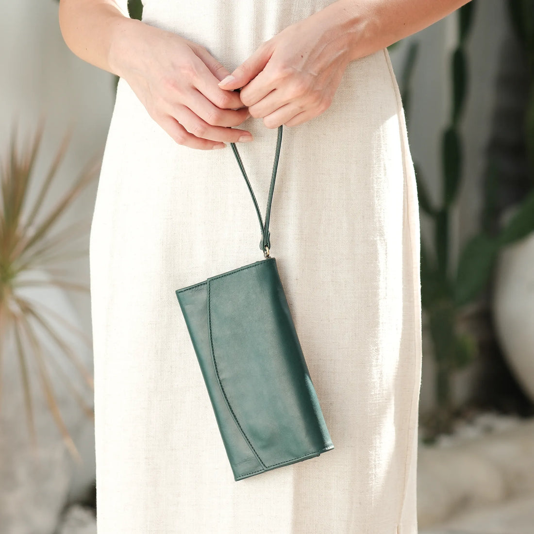 Nora Wallet